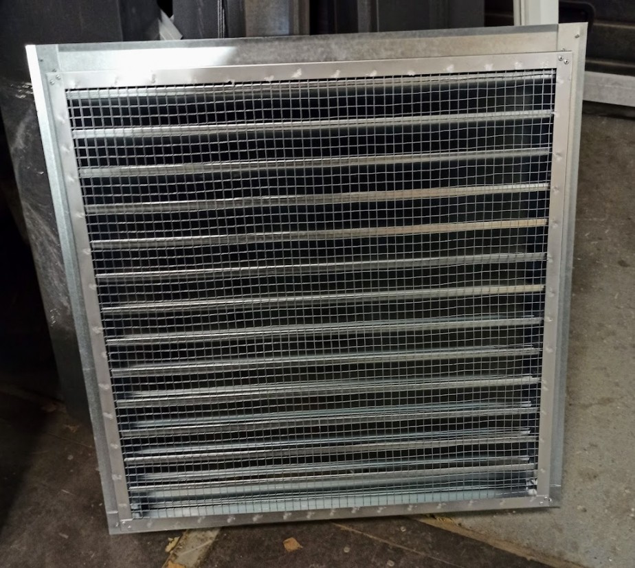 Наружная вентиляционная решетка оцинкованная